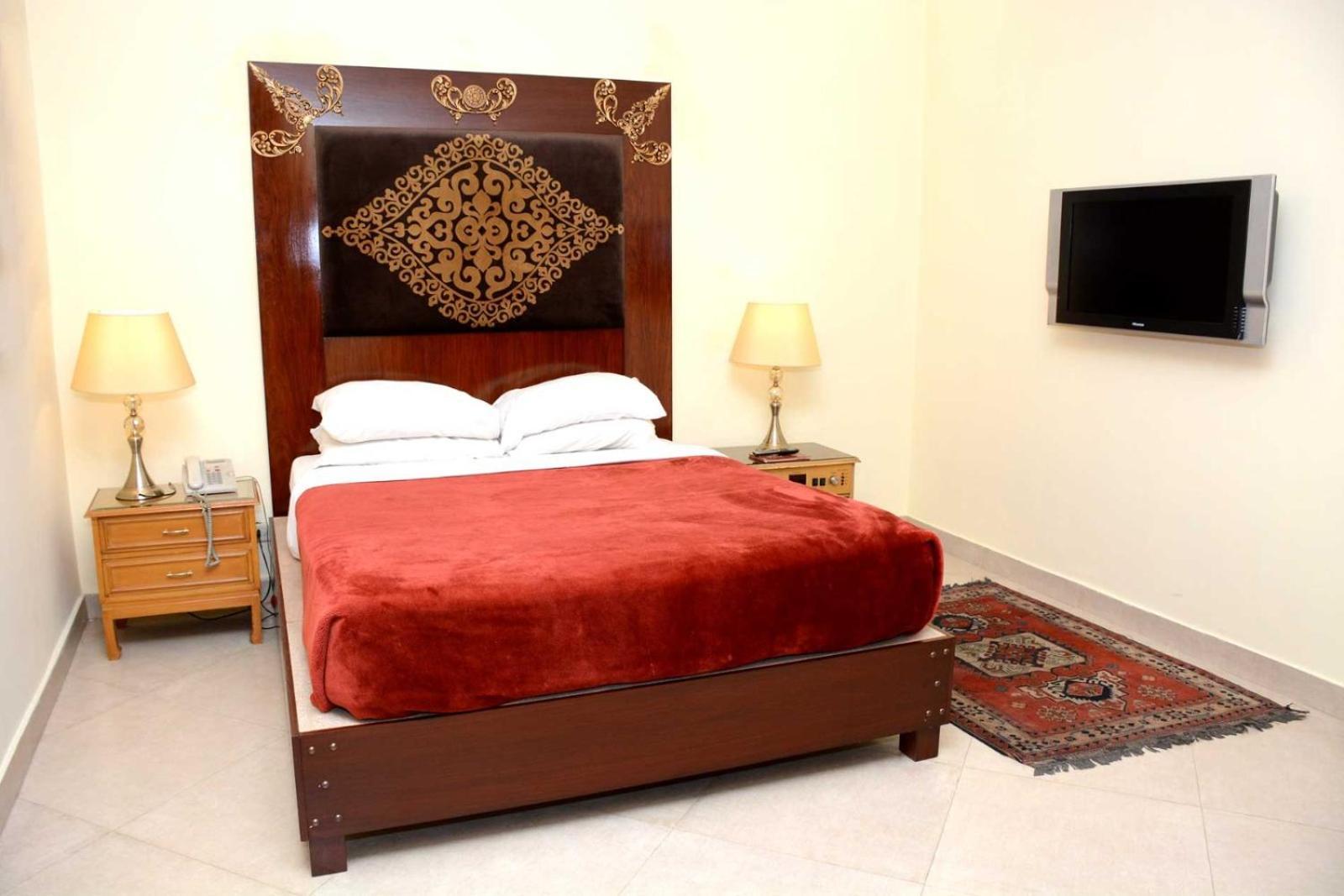Regency Inn Hotel Лахор Екстериор снимка