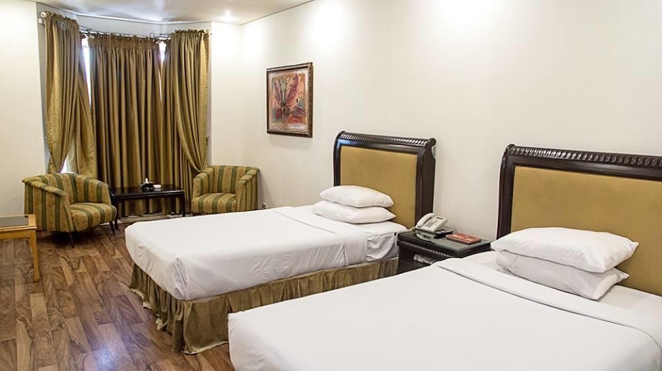 Regency Inn Hotel Лахор Екстериор снимка
