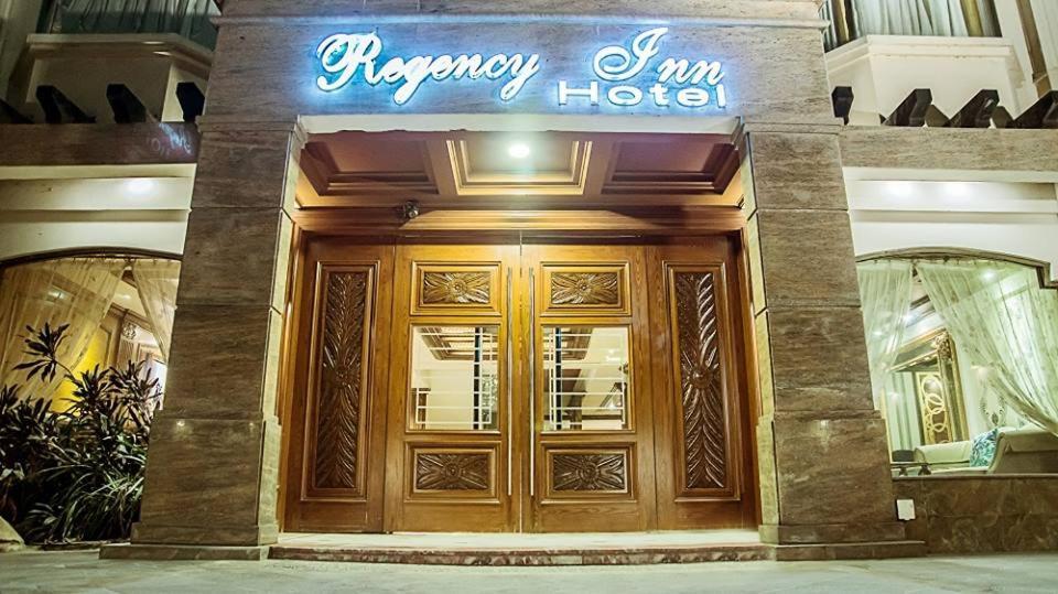 Regency Inn Hotel Лахор Екстериор снимка