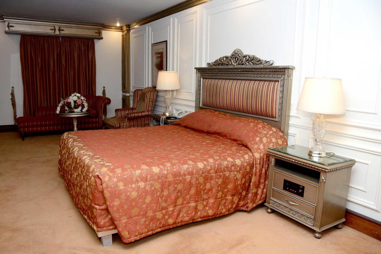 Regency Inn Hotel Лахор Екстериор снимка