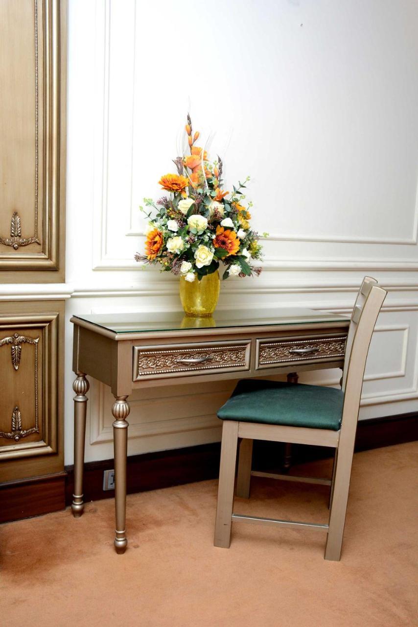 Regency Inn Hotel Лахор Екстериор снимка